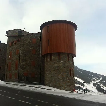 Esquirol Apartment *