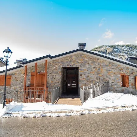 Esquirol Apartment